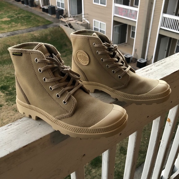 Palladium Combat Boot - Picture 3 of 12